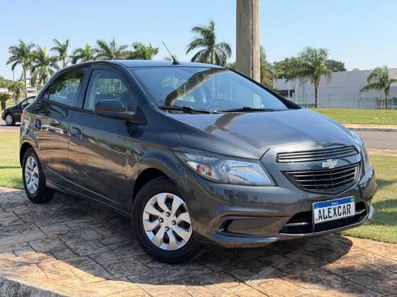 CHEVROLET ONIX 1.0 MPFI JOY 8V FLEX 4P MANUAL CHEVROLET ONIX 1.0 MPFI JOY 8V FLEX 4P MANUAL